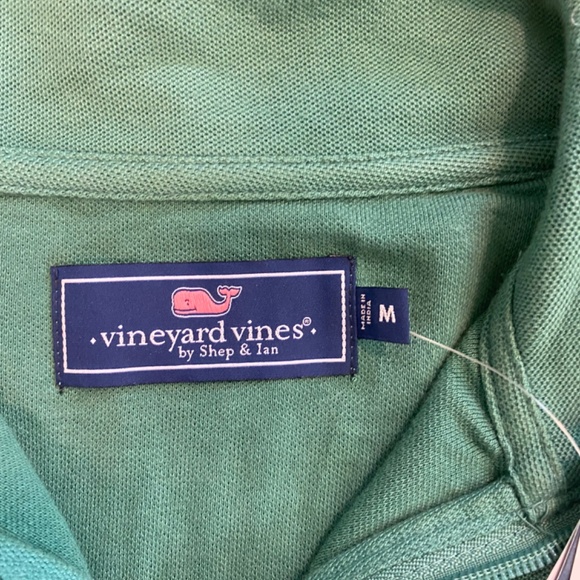Vineyard Vines Quarter Zip - Picture 2 of 3